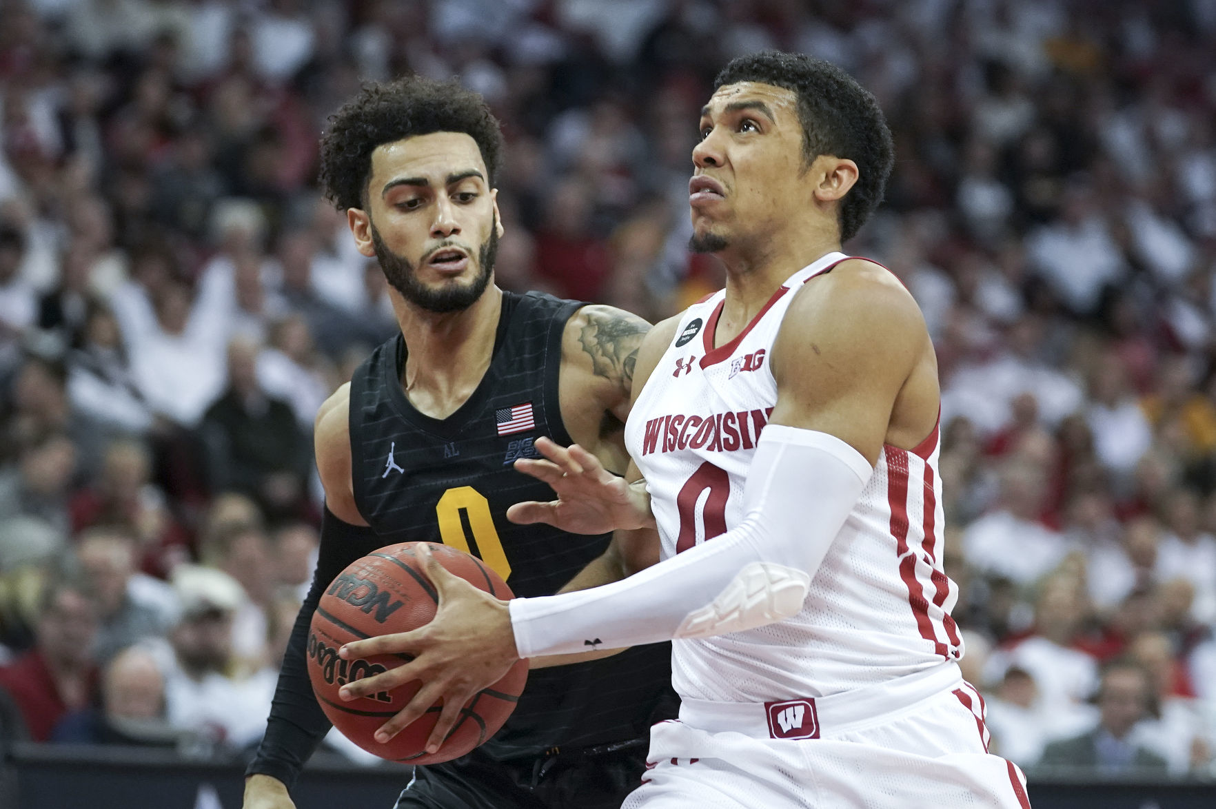 Badgers 77, Golden Eagles 61